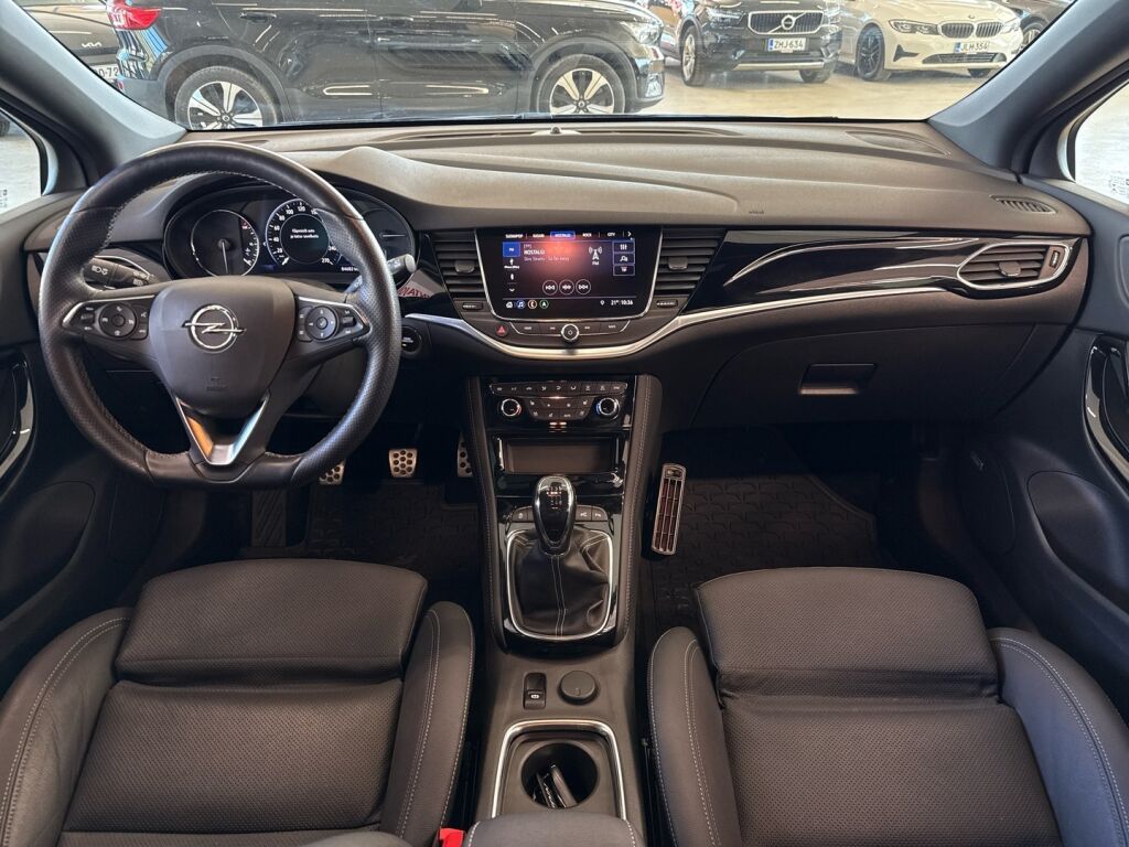 Opel Astra 2021 Hopea