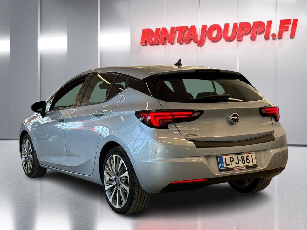 Opel Astra 2021 Hopea