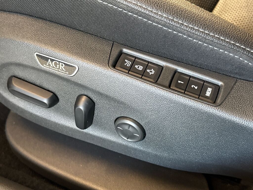 Opel Astra 2021 Hopea