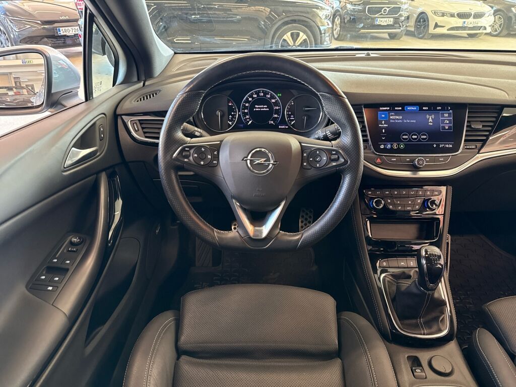 Opel Astra 2021 Hopea