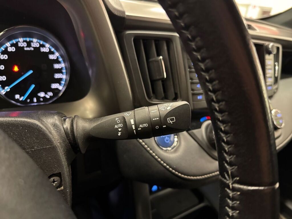 Toyota RAV4 2016 Valkoinen