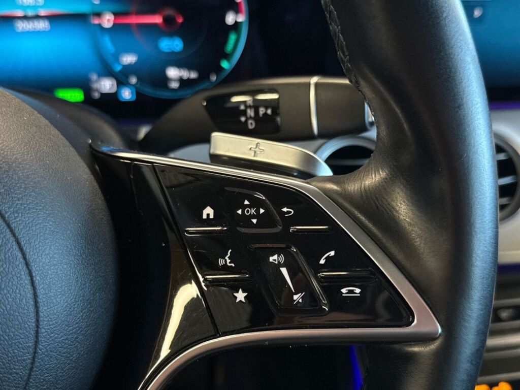Mercedes-Benz E 2021 Valkoinen