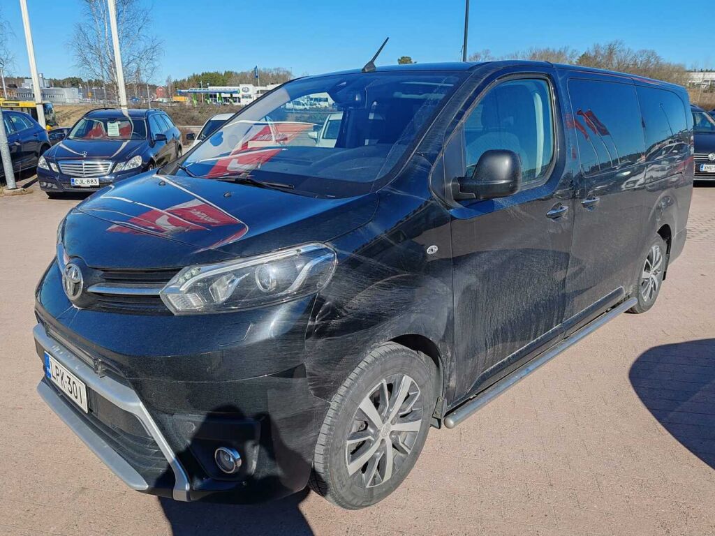 Toyota Proace Verso 2020 Musta