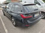 BMW 330 2021 Musta