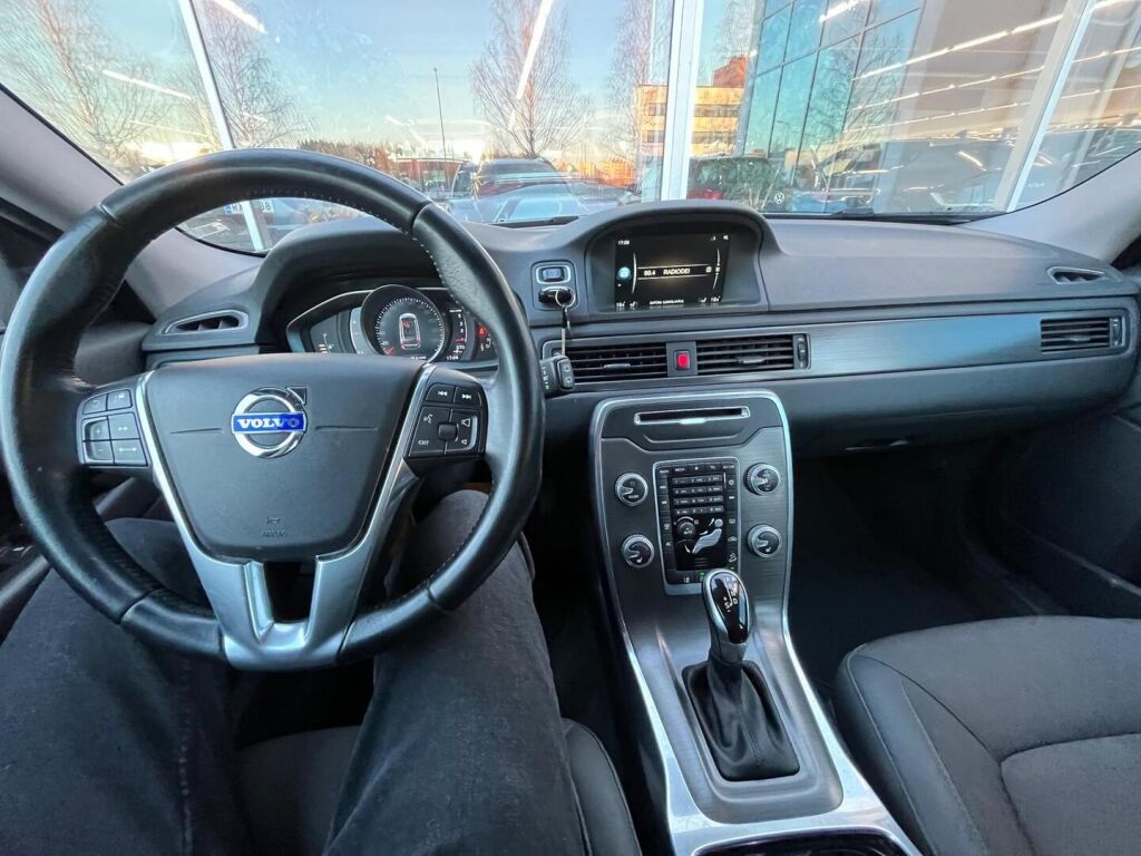 Volvo XC70 2016 Valkoinen