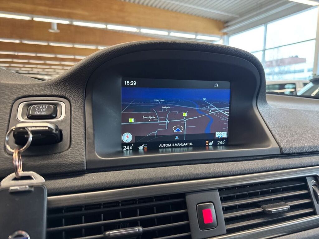 Volvo XC70 2016 Valkoinen