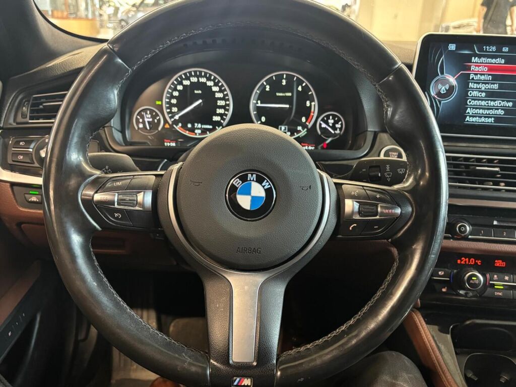 BMW 520 2015 Musta