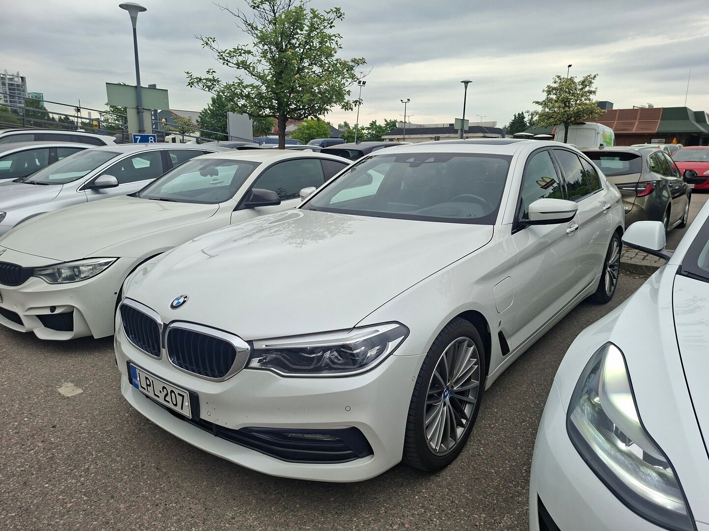 BMW 530