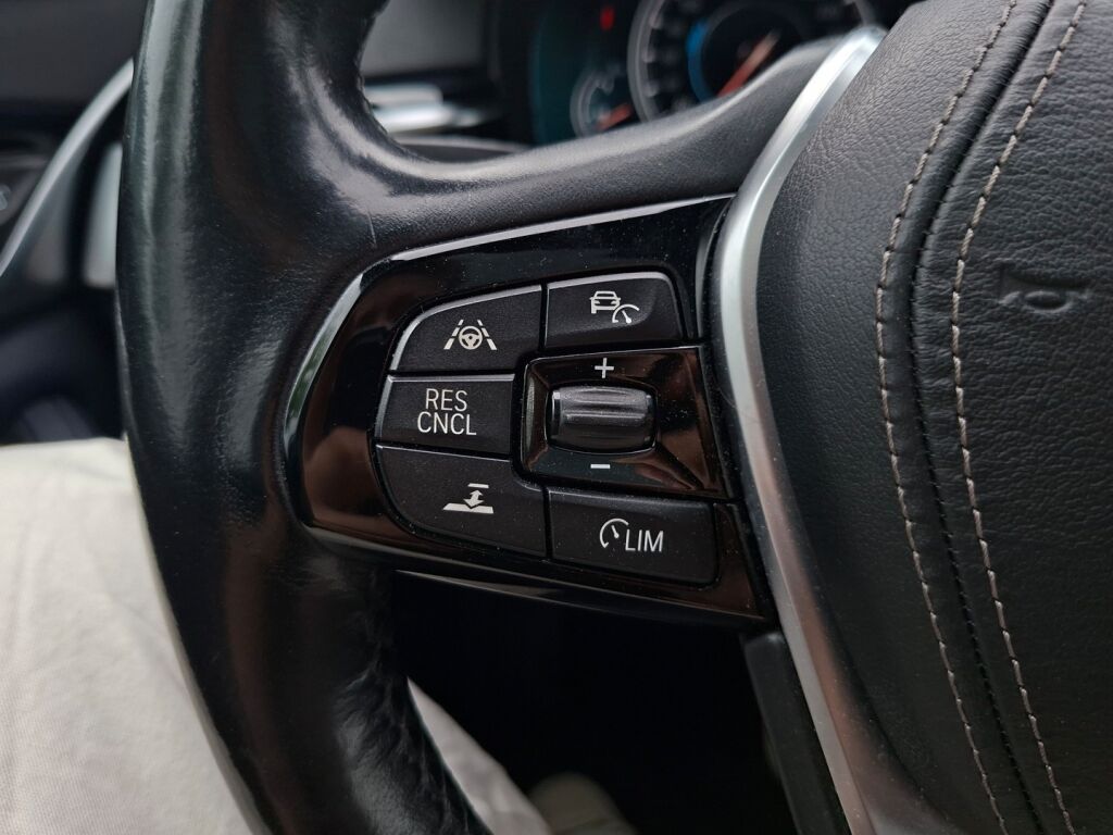 BMW 530 2018 Valkoinen