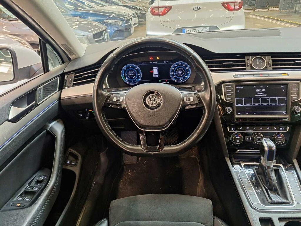 Volkswagen Passat 2016 Valkoinen