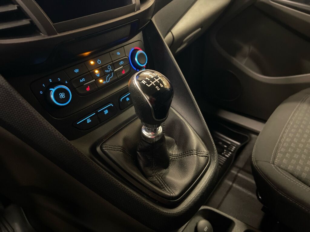 Ford Transit Connect 2020 Valkoinen