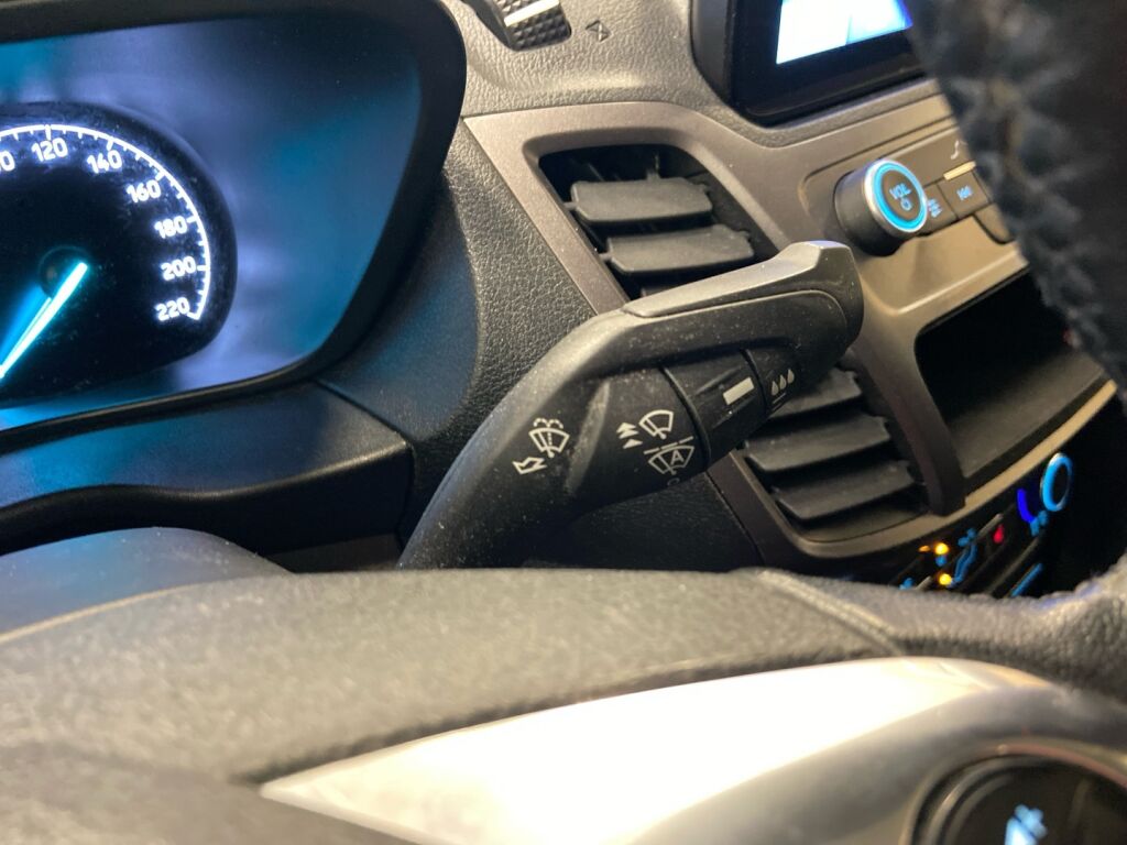 Ford Transit Connect 2020 Valkoinen