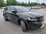 Volvo XC40 2021 Musta