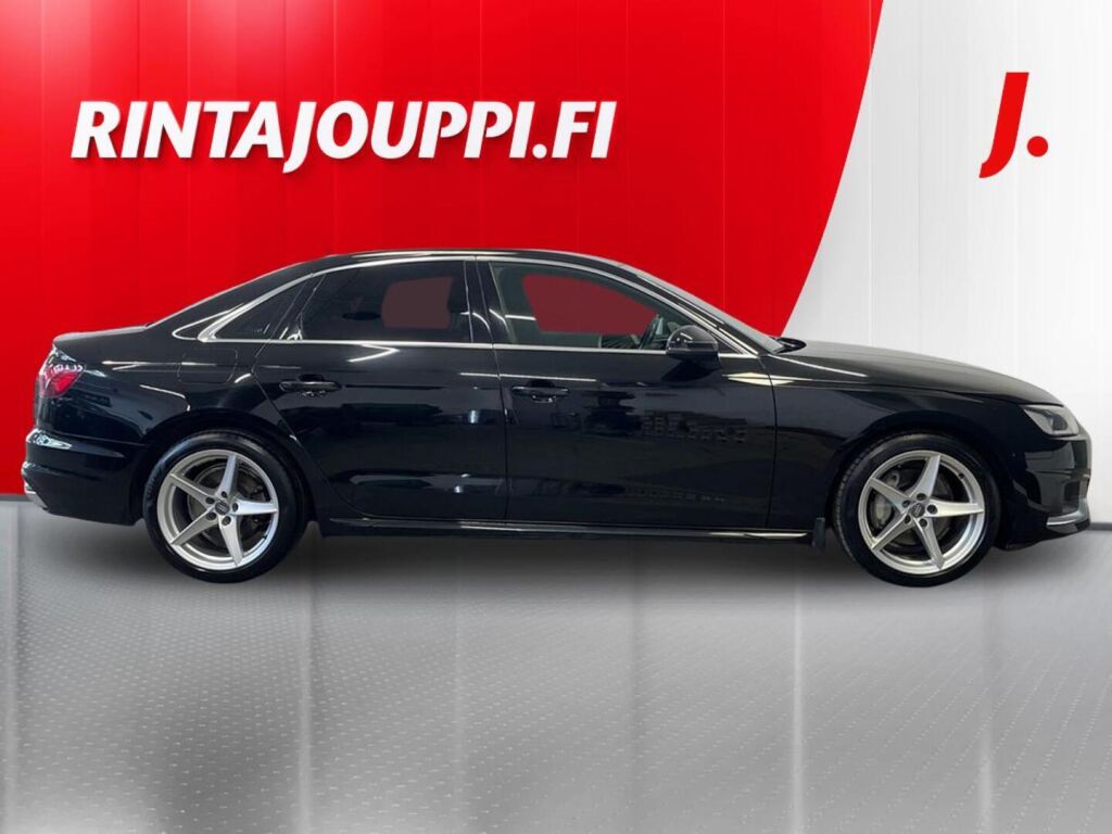 Audi A4 2021 Musta