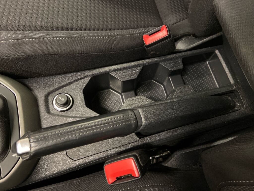 Volkswagen Polo 2022 Hopea