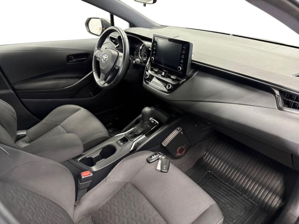 Toyota Corolla 2021 Ruskea (beige)
