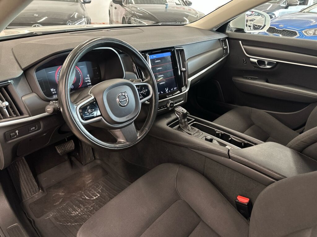 Volvo V90 2018 Valkoinen