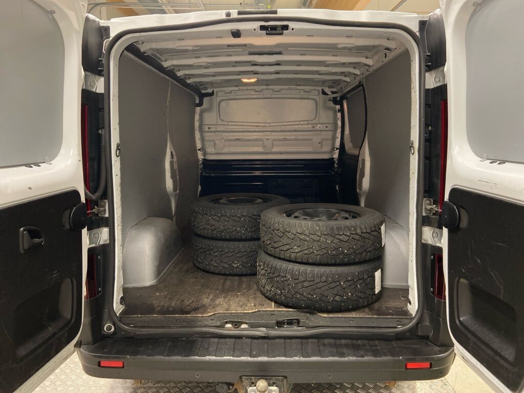 Renault Trafic 2021 Valkoinen