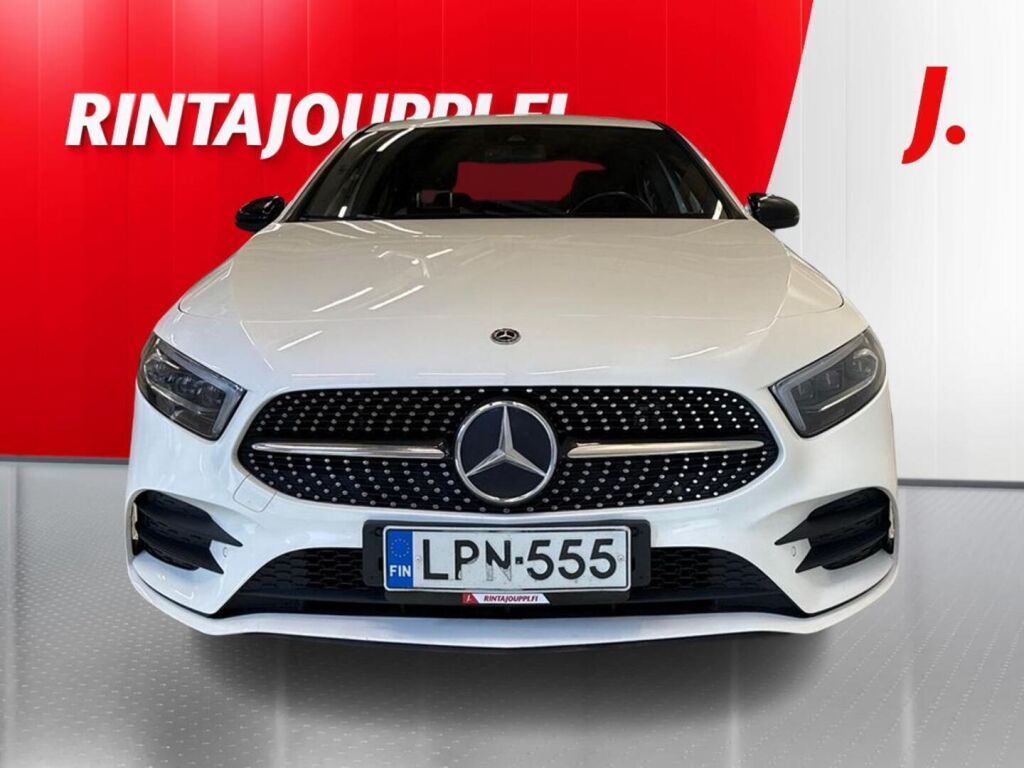 Mercedes-Benz A 2021 Valkoinen