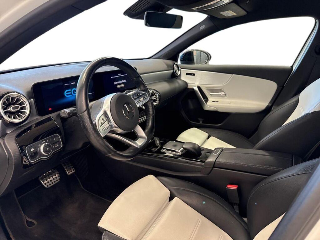 Mercedes-Benz A 2021 Valkoinen