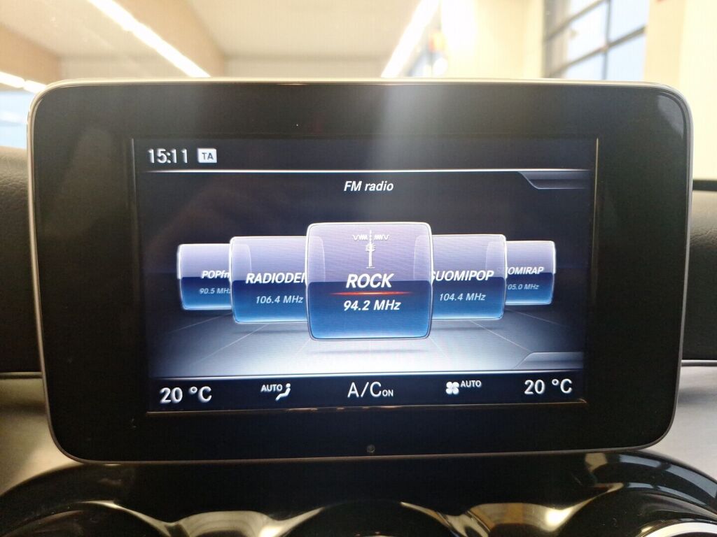 Mercedes-Benz C 2017 Musta