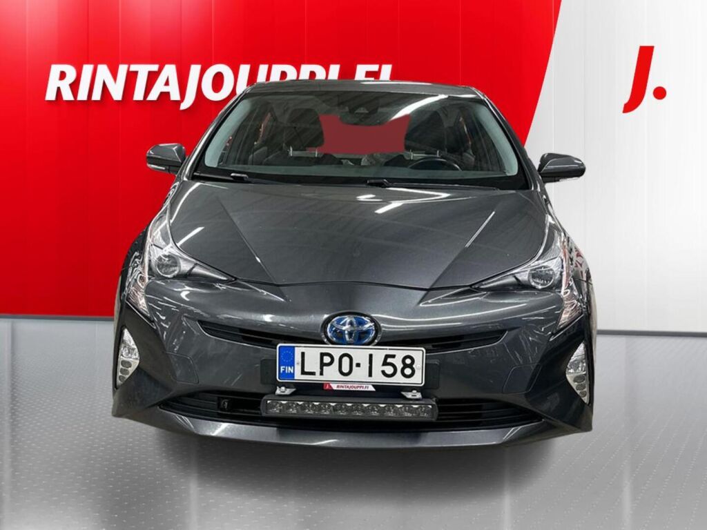 Toyota Prius Active 2016, photo 4/20