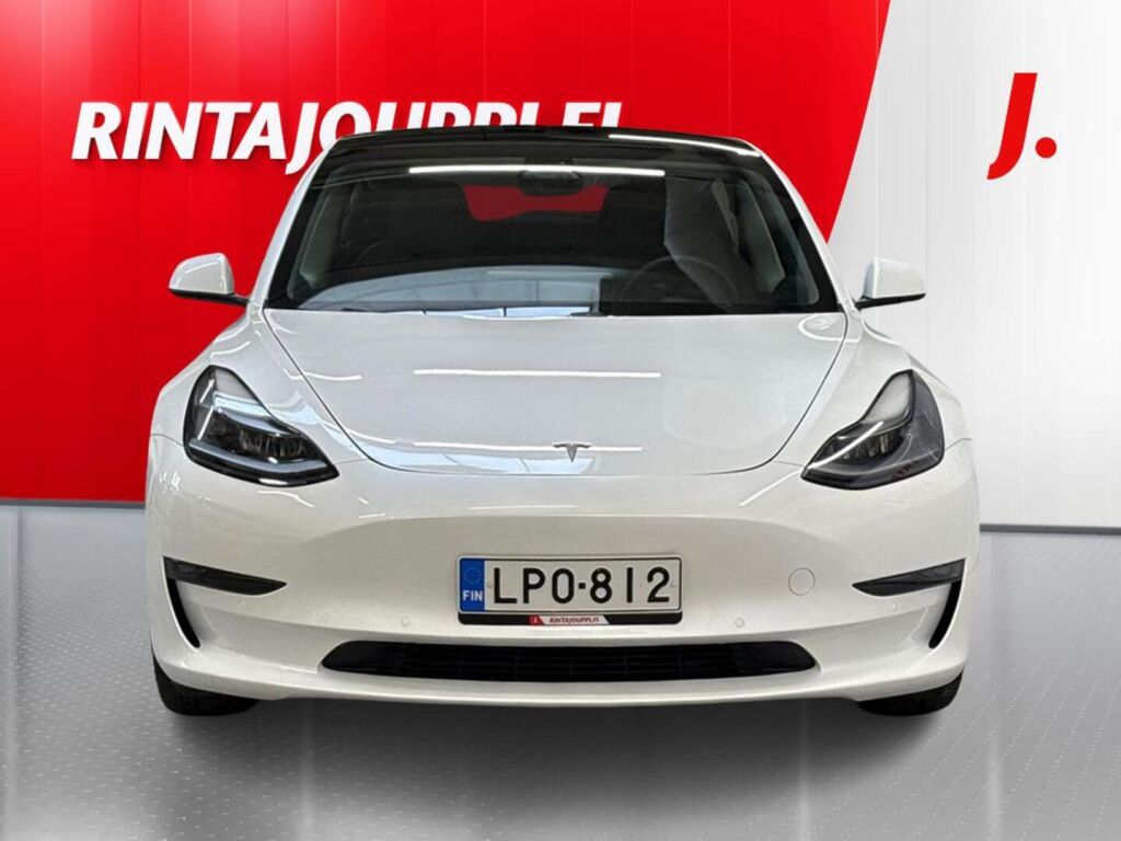 Tesla Model 3 2021 Valkoinen