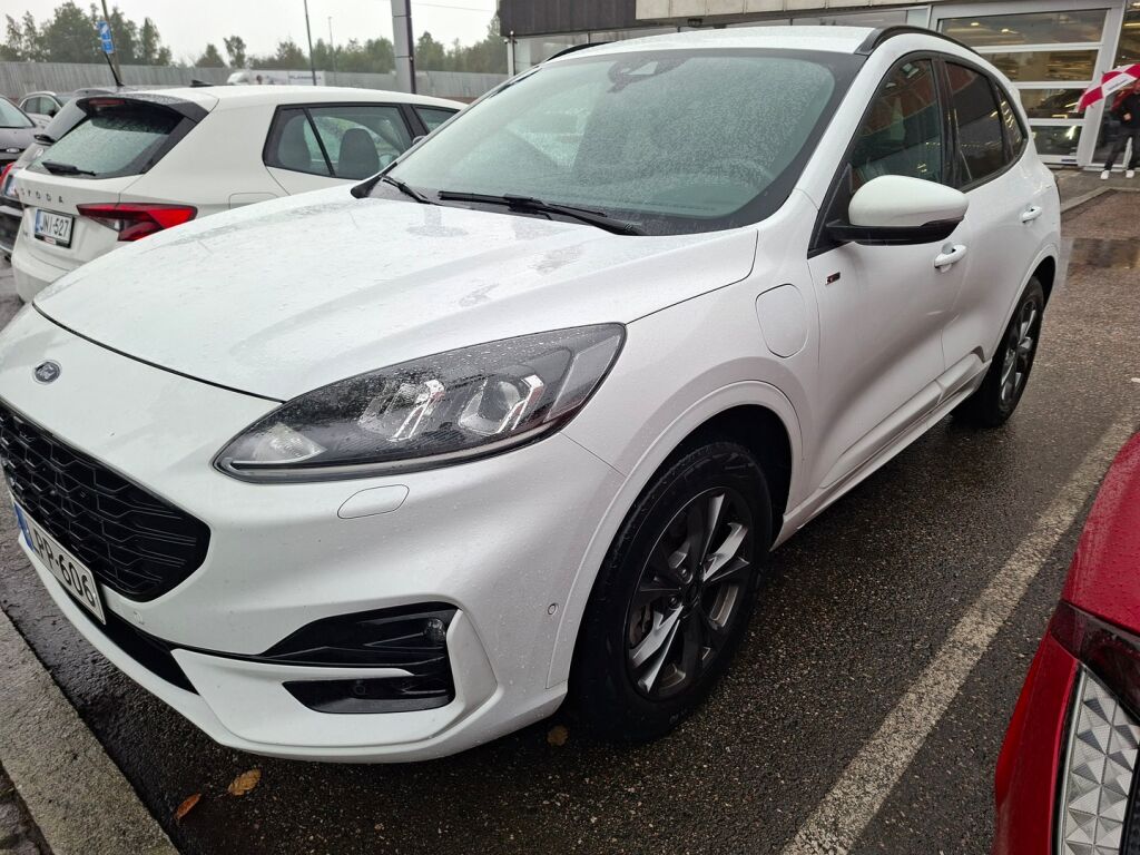 Ford Kuga 2021 Valkoinen