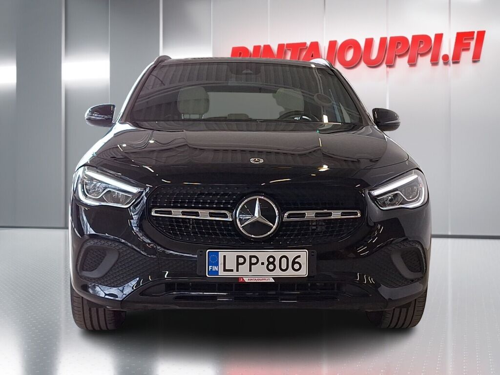 Mercedes-Benz GLA 2021 Musta