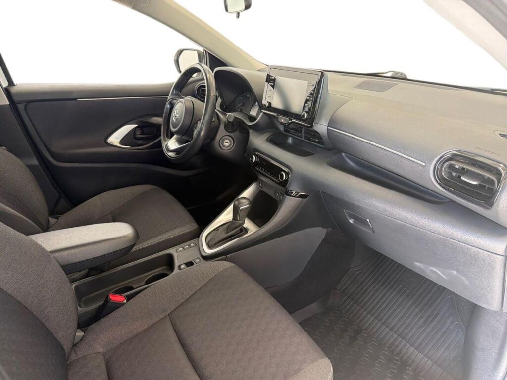 Mazda 2 2022 Valkoinen
