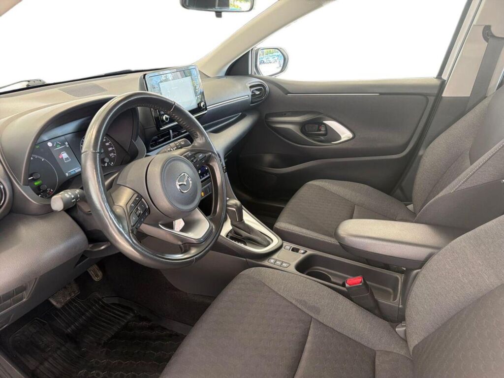 Mazda 2 2022 Valkoinen