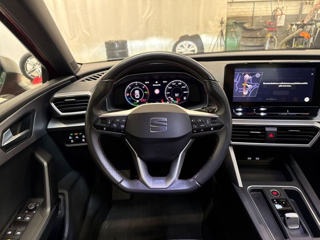 Seat Leon Sportstourer 2021 Punainen