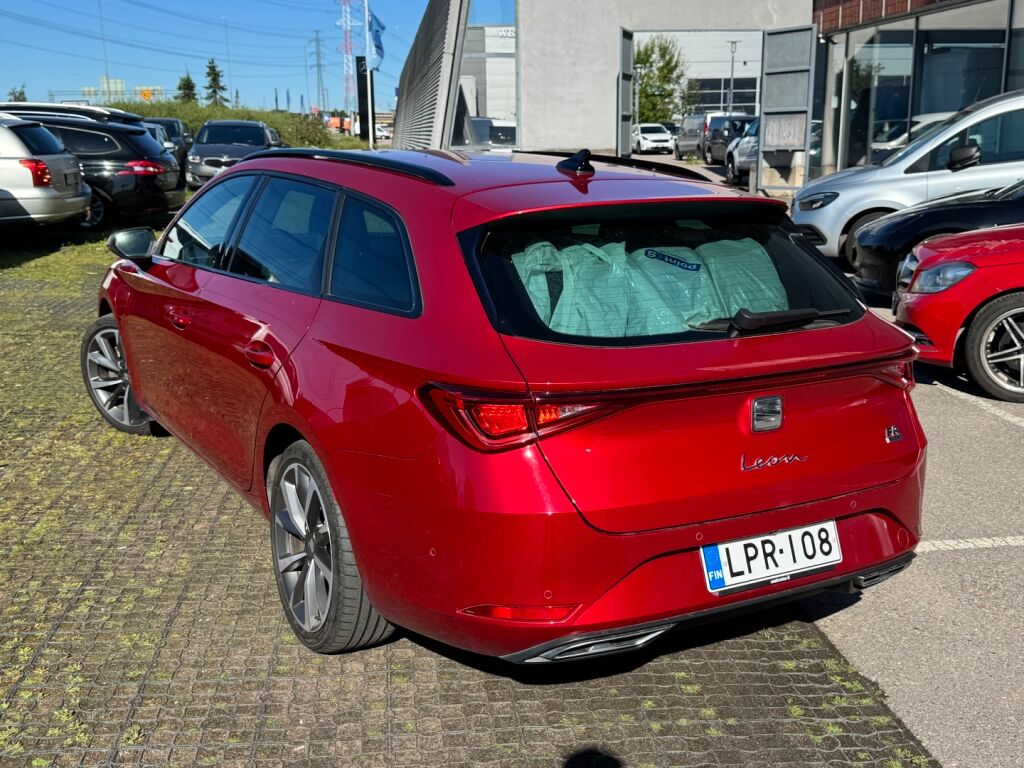 Seat Leon Sportstourer 2021 Punainen