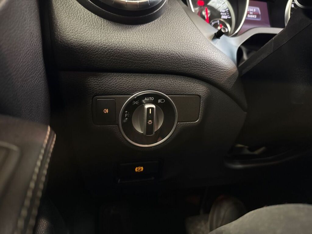 Mercedes-Benz CLA 2018 Harmaa