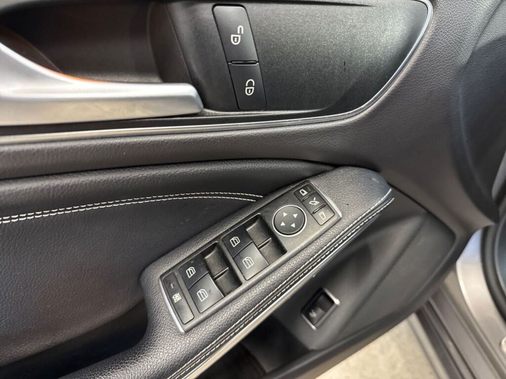 Mercedes-Benz CLA 2018 Harmaa