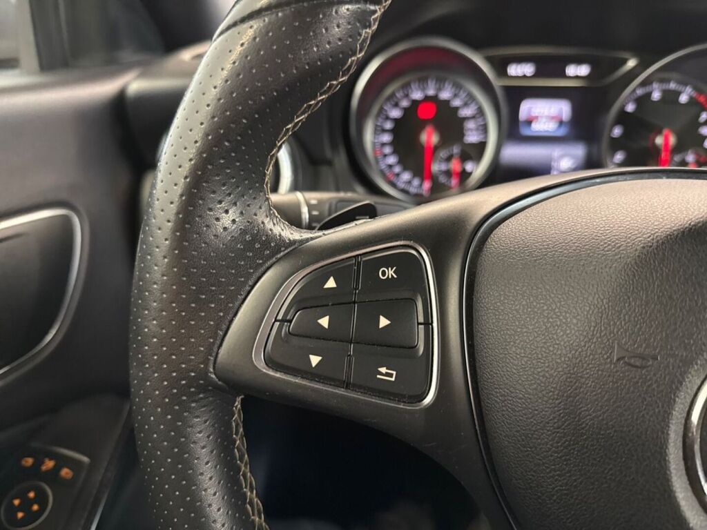 Mercedes-Benz CLA 2018 Harmaa