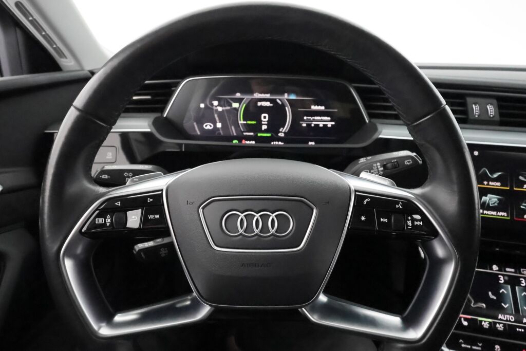 Audi e-tron 2021 Harmaa