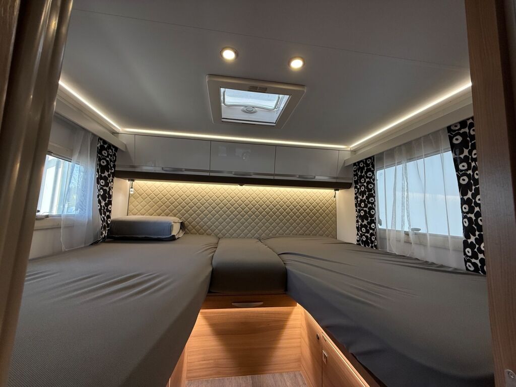 Adria Matrix 670 SL J Edition 2021 8