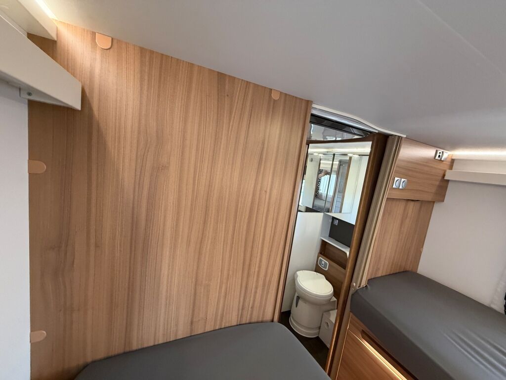 Adria Matrix 670 SL J Edition 2021 8