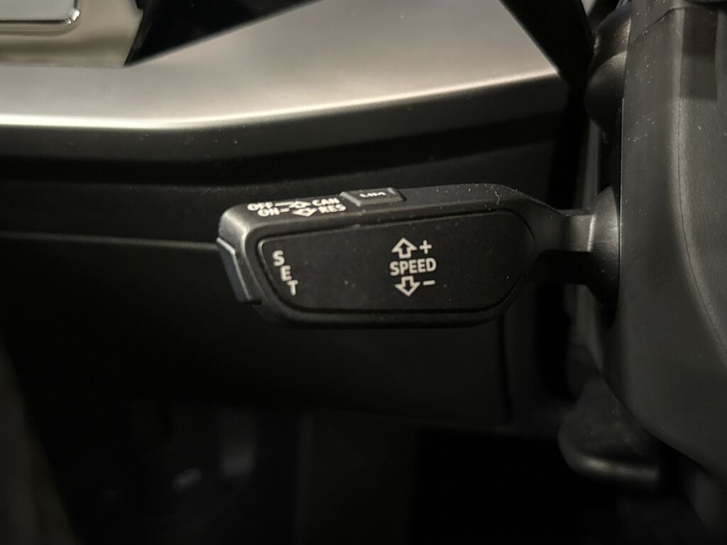 Audi A3 2021 Valkoinen