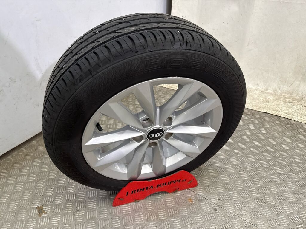 Audi A3 2021 Valkoinen