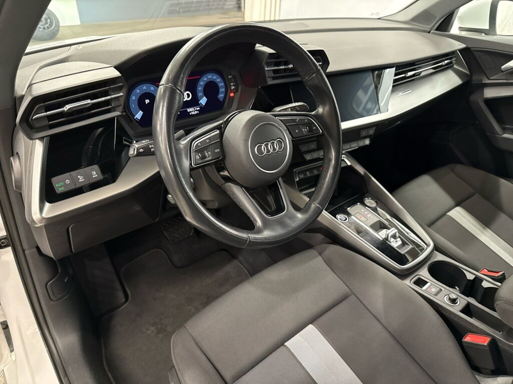 Audi A3 2021 Valkoinen