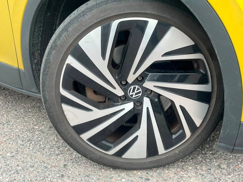 Volkswagen ID.4 2021 Keltainen