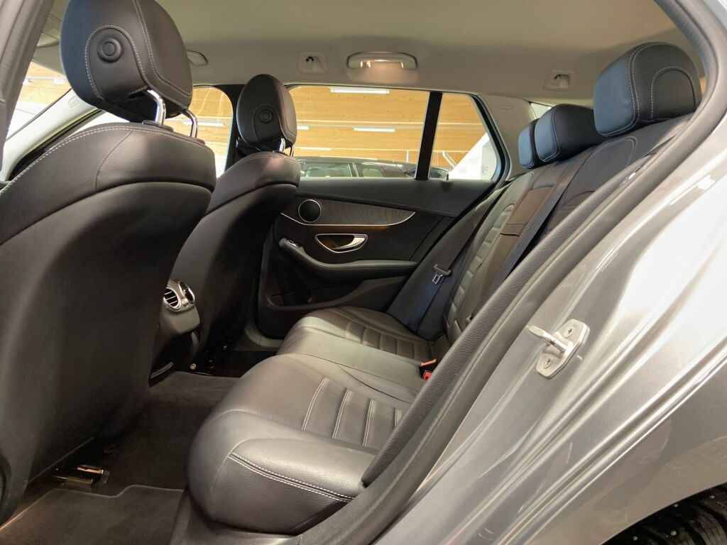 Mercedes-Benz C 2016 Harmaa