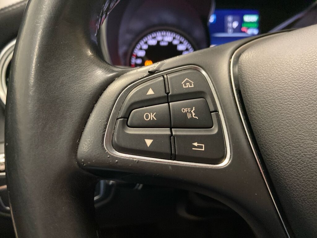 Mercedes-Benz C 2016 Harmaa