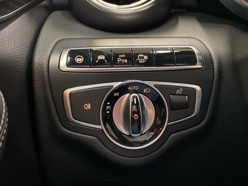 Mercedes-Benz C 2016 Harmaa