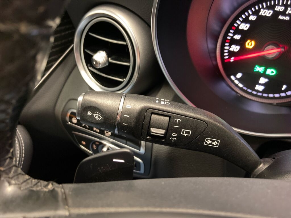 Mercedes-Benz C 2016 Harmaa