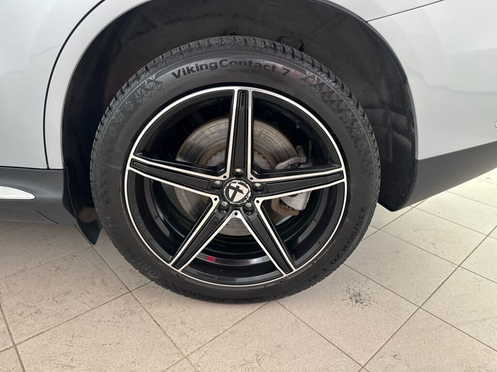 Mercedes-Benz EQC 2020 Hopea