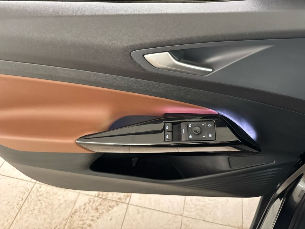 Volkswagen ID.4 2021 Harmaa