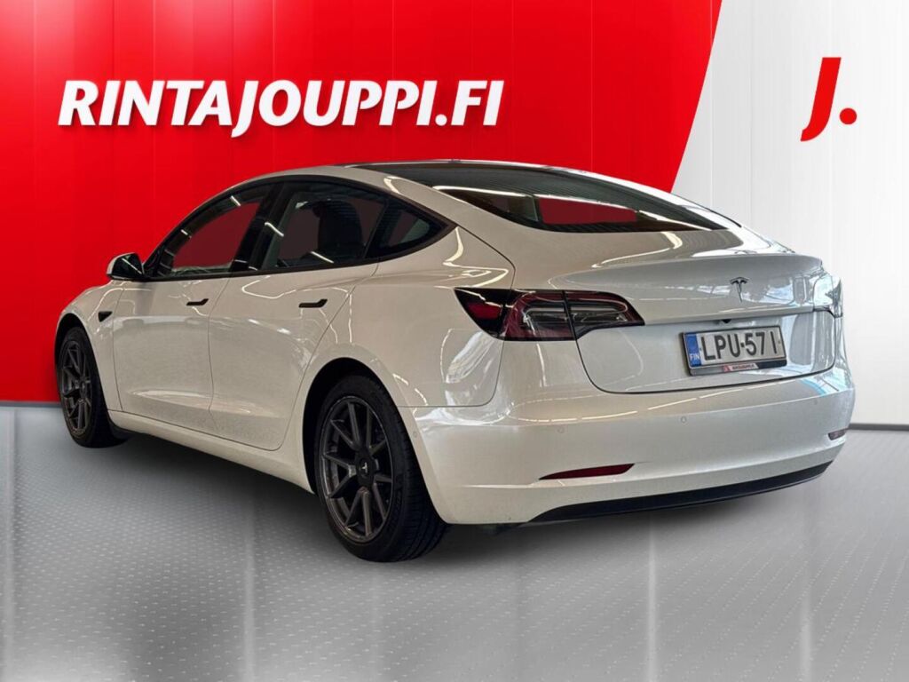 Tesla Model 3 2021 Valkoinen
